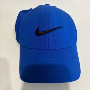 Nike Adult Club Cap Royal Blue Baseball Cap. Size M/L. Velcro strap.
